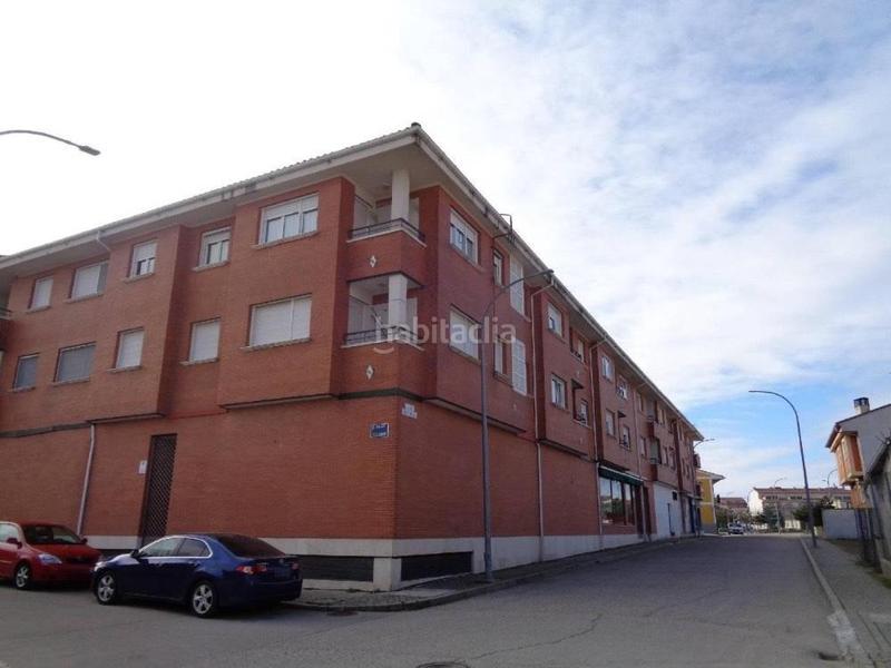 Foto b85bbee1-74c8-4048-89c1-52e09ed40186. Aparcament cotxe a argentina 1 a Cuéllar