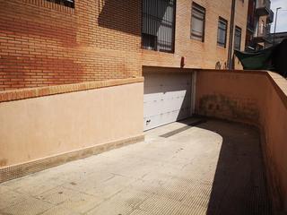 Aparcament cotxe a Calvario el 14. Garaje en venta