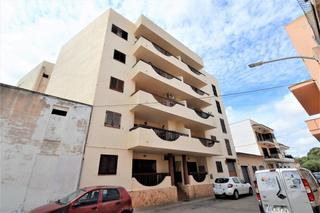 Aparcament cotxe a Des migjorn sn. Garaje en venta