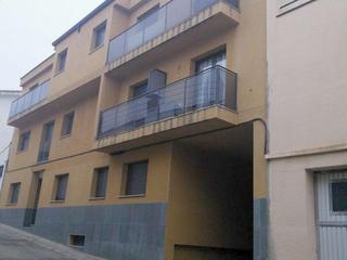 Aparcament cotxe  Amadeu vives..... Garaje en venta