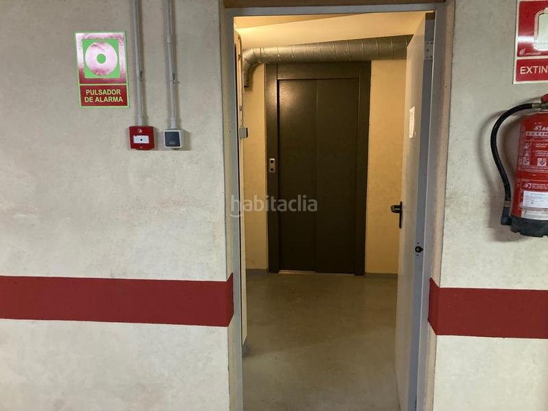 Foto 9144ff8b-51fd-4782-b750-09ca60eedfe2. Aparcament cotxe a bernat dentença 18 a La Vila Alzira