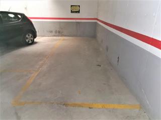 Aparcament cotxe  Baix riera.... Garaje en venta