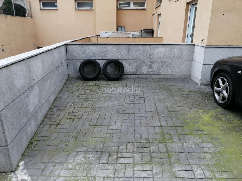 Foto a5e146b8-41a6-4734-be1b-33937c4548dd. Parking coche en narciso martinez cabezas 14b garaje en venta en Collado Villalba
