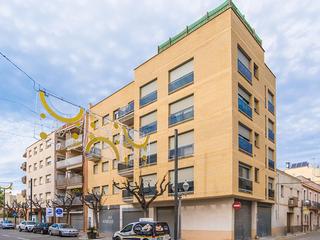 Aparcament cotxe a Jaume i 6. Garaje en venta