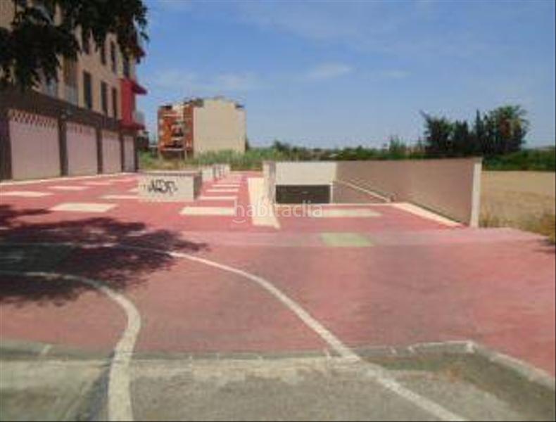 Foto 30243985-91c8-45a8-9d32-8fc632de8c8c. Autoparkplatz in ciudad de aranjuez 14 in Juan de Borbón Murcia