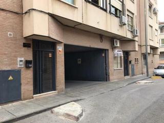 Parking coche en Esperanza 5