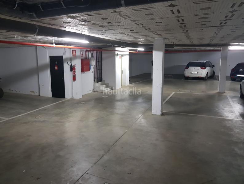 Foto eac8e488-7439-43bb-b8fc-9d27d7195749. Parking coche en jose alvarez 23 garaje en venta en Sanlúcar la Mayor