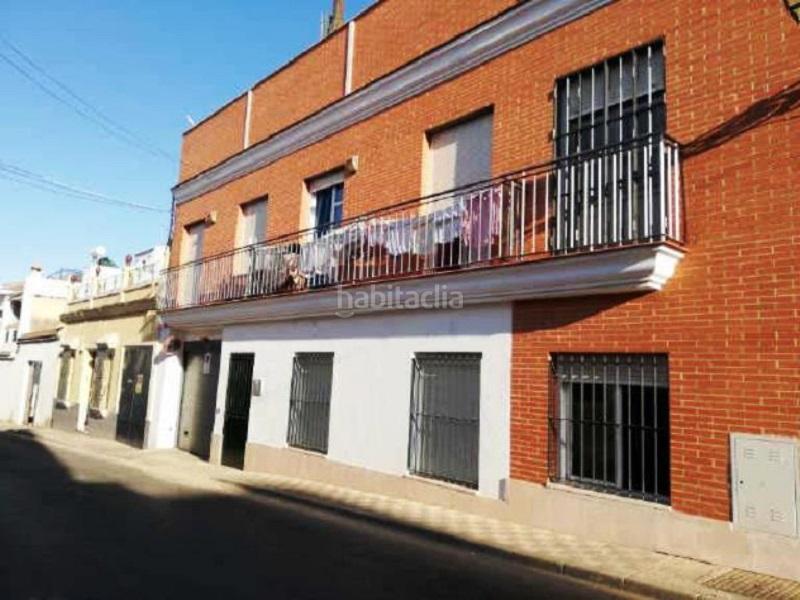 Foto e38c87c9-f7bd-4e7f-b86d-84135550160c. Aparcament cotxe a rodrigo de triana 9 a Pilas