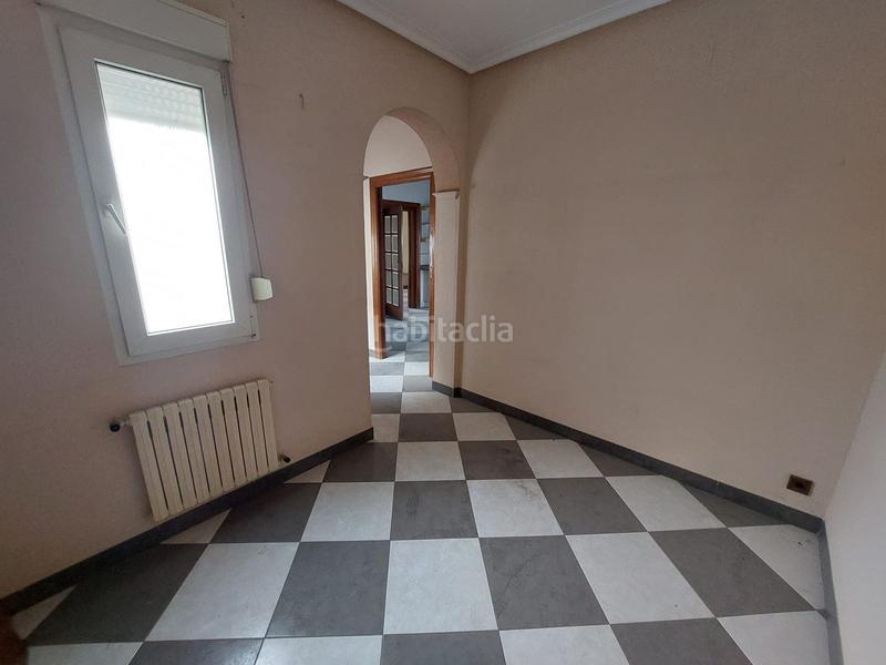 Foto 6249fb9b-693c-48c3-b780-051b9a1f52b4. Piso en pedro perez 54 vivienda en venta en Begíjar