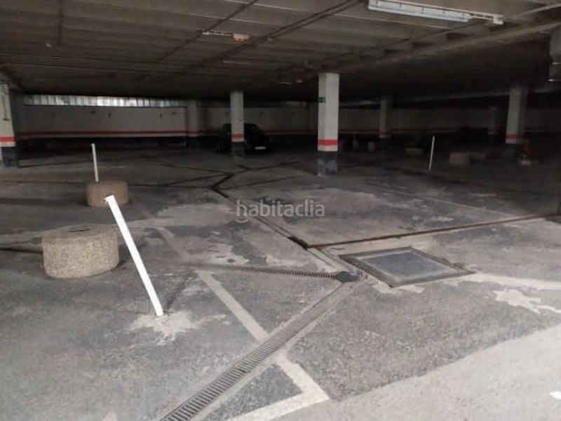 Foto 265b041e-2be3-4bce-bc20-e16f14018820. Autoparkplatz in de salburua 10 in Salburua - Arantzabela Vitoria - Gasteiz