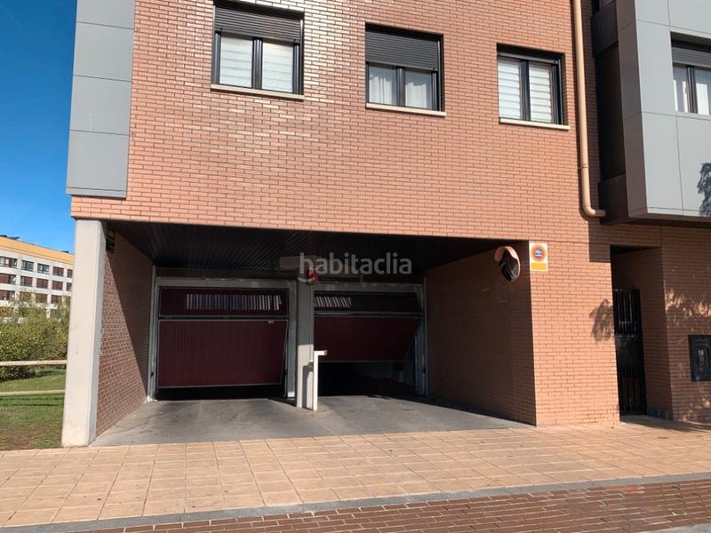 Foto 495e87a0-9d89-4037-81d7-018c524ce7a9. Autoparkplatz in Zabalgana 7 in Zabalgana Vitoria - Gasteiz