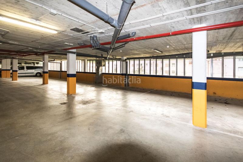 Foto aa938528-ebb4-4765-bd5e-56e294050ff5. Aparcament cotxe a laiztiaga auzoa 2 a Hernani