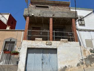 Casa a Miguel hernandez 21. Vivienda en venta