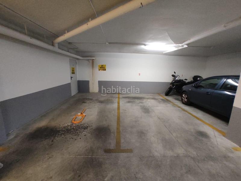 Foto 3edbaecd-5caf-4323-9f7f-21ccd267b3fc. Aparcament cotxe a colombia 4 a Beniarbeig