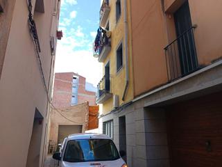 Etagenwohnung in Del pou 4. Vivienda en venta