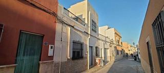 Maison à Angustias 15. Vivienda en venta