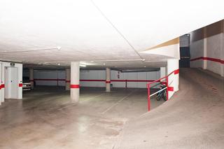 Aparcament cotxe a De onda 8. Garaje en venta