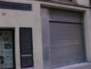 Aparcament cotxe a Torras i bages 27. Garaje en venta