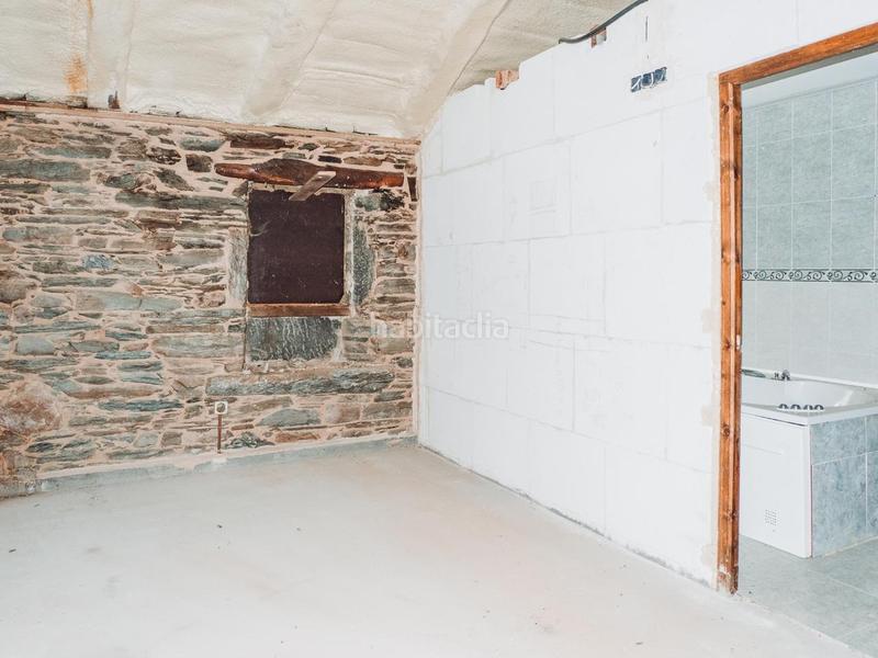 Foto 50cc2a8f-d4b4-4be5-a17d-499d8a97cda0. Maison dans principal - ctr veiga da cima 0 dans Barjas