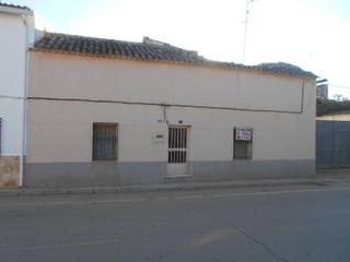 Casa a Cervantes 25. Vivienda en venta
