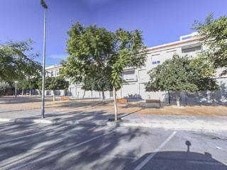 Aparcament cotxe a Jaime i 17. Garaje en venta