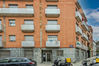 Car parking in General moragues 27. Garaje en venta