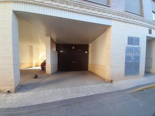 Parking voiture à Codo 4. Garaje en venta