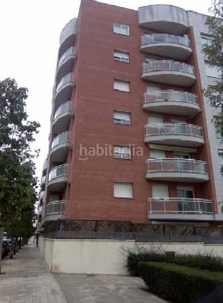 Foto ac0a4000-4d6e-4a01-af04-03e82683d4db. Parking coche en poboleda 6-12 garaje en venta en Reus