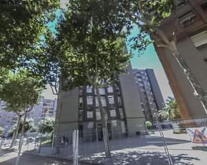 Pis a Marques de montroig 216. Vivienda en venta