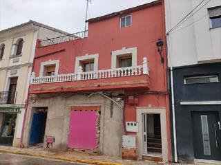 Pis a Carretera cazorla s/n. Vivienda en venta