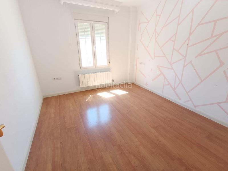 Foto 99ae5943-0c80-4d27-b42c-3f5e30f6a39e. Haus in atenas (urbanización llanos de silva) 20 in Atarfe