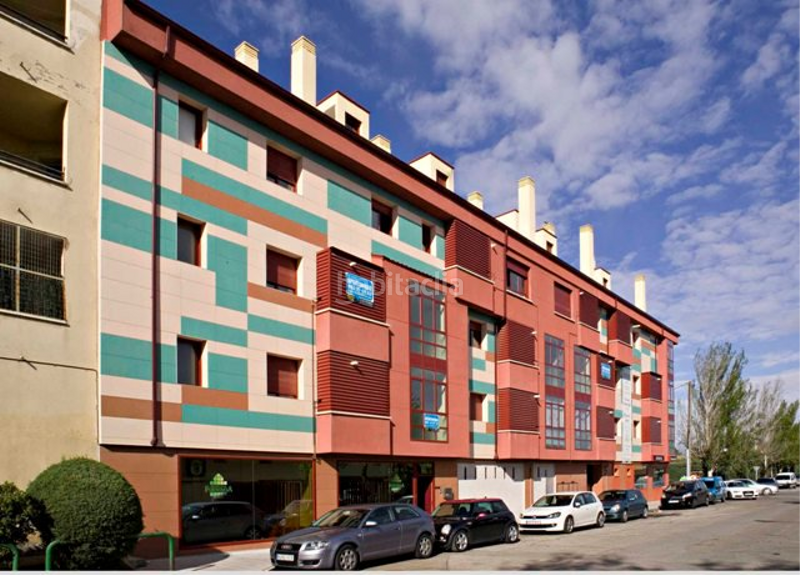 Foto 2e35cdbe-186a-4410-a80c-8cede7cdf1bd. Parking coche en villar 3 garaje en venta en Griñón