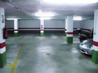 Parking coche en Obispo javier azagra 69. Garaje en venta