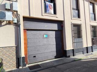 Parking voiture à Real 36-44. Garaje en venta