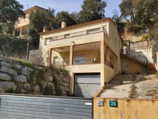 Casa a Castell dosrius 35. Vivienda en venta