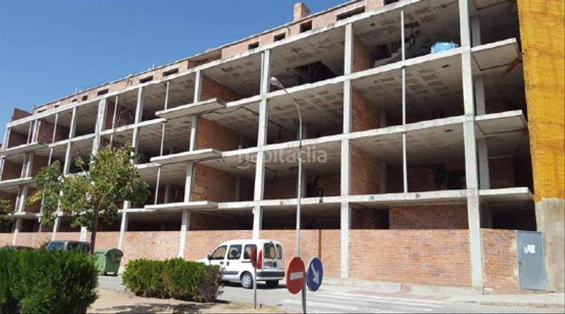 Foto d4eb0aa5-b085-4ec1-9d92-53e3243124d9. Edificio in angel guimera 37 in Balsareny