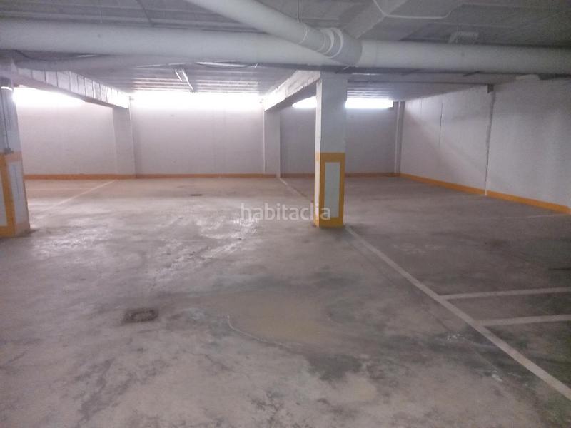 Foto a808c4d4-2075-40d7-9bf1-0d050155fa22. Aparcament cotxe a fomento 12 a Pisa Mairena del Aljarafe