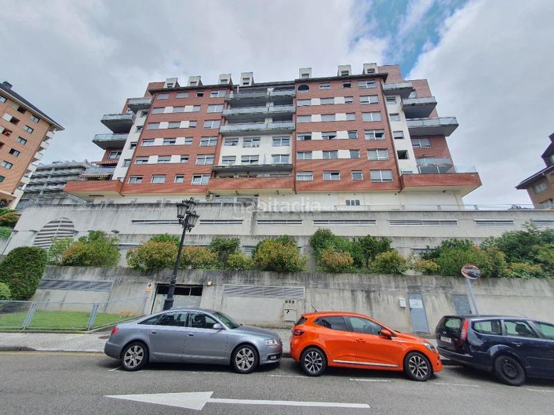 Foto 49d2c17d-28f3-42c7-90d3-e173d5b9817e. Parking coche en monte cerrau 15-17 garaje en venta en Oviedo
