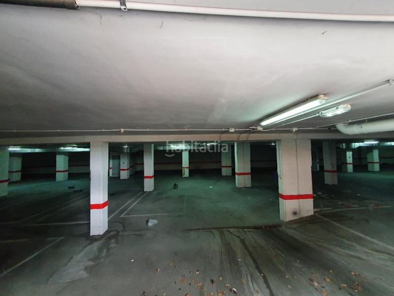 Foto 4a1ac585-2a33-42c0-8571-b862e2999852. Parking coche en monte cerrau 15-17 garaje en venta en Oviedo