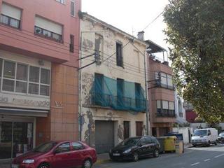 Édifice à Major de sant joan 56. Edificio en venta