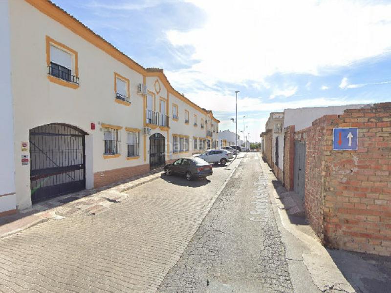 Foto 15af784f-8357-4bb0-8a33-a7c89a714c99. Aparcament cotxe a Almonte Almonte