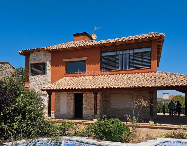 Foto e148245f-da42-424d-8776-ad1d19542b6b. Casa en puente caido 15 vivienda en venta en Pino Alto-Navarredonda Valdemorillo