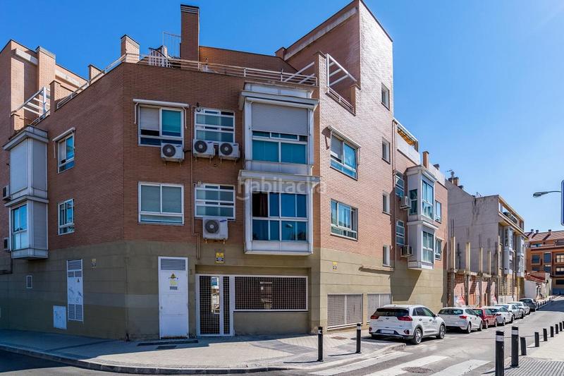 Foto f84e9892-bb38-44fb-9518-c038be416f8b. Édifice dans la cal 1-3 dans Orcasur-12 de Octubre Madrid