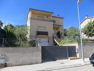 Maison  Martorell 15. Vivienda en venta