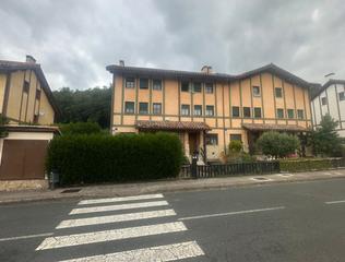 Haus  Biguillano 32. Vivienda en venta