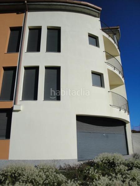 Foto 829dee96-4455-4fd9-b465-ab015abce24d. Autoparkplatz in gras 22 in Ullastrell