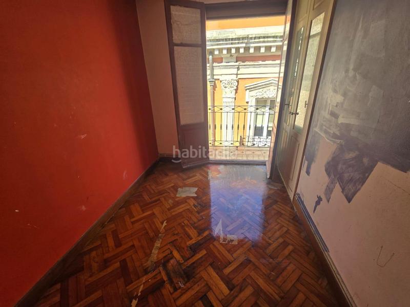 Foto 584a4f0d-4fc6-4462-982a-babae025a5f4. Piso en victor chavarri 1 vivienda en venta en Casco Viejo - Muelle Portugalete