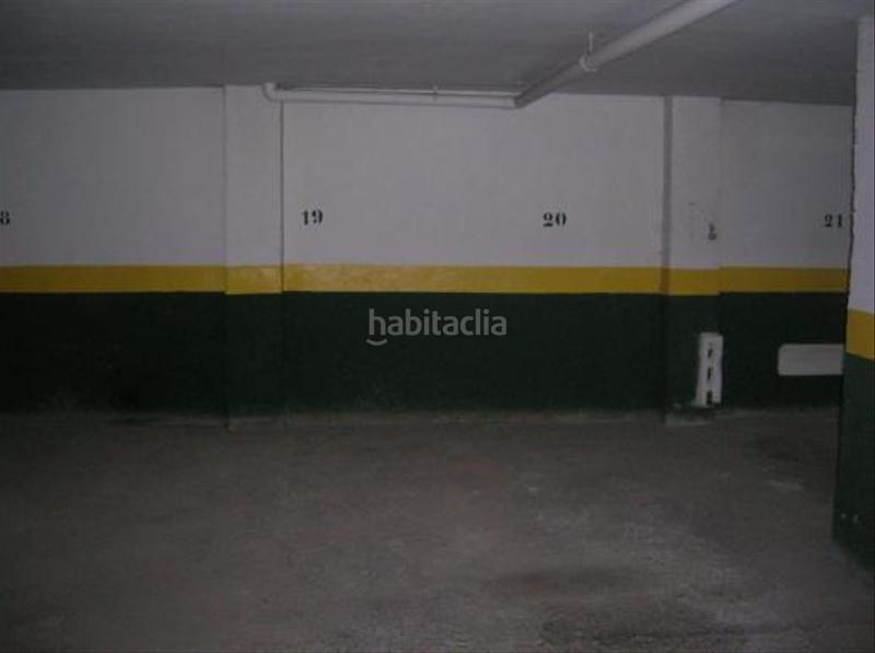 Foto c18a3826-4ef7-40f1-b693-bb7be57ea3ca. Parking moto en miguel grau 6 garaje en venta en Beniferri Valencia