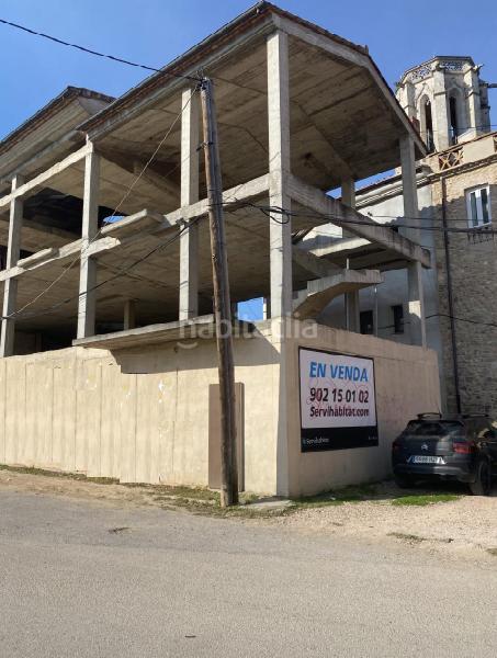 Foto fa5a74e3-f3a1-4563-9d6f-dcf9dfe9ea77. Edifici a creu 21-23 a Bordils