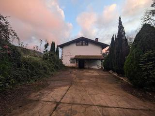 Casa  Intxaurraga 9. Vivienda en venta